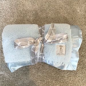 LITTLE GIRAFFE Chenille Baby Blanket | Blue💙🆕
